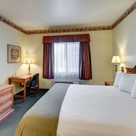 Quality Inn & Suites - Glen Rose Exteriér fotografie