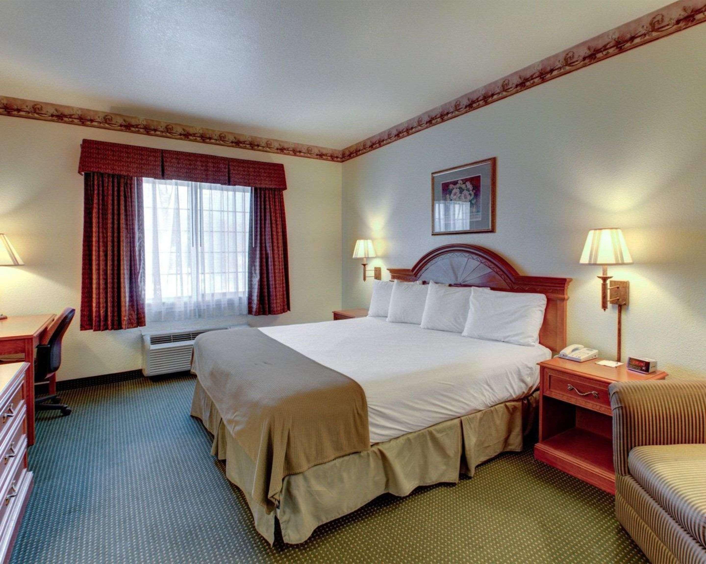Quality Inn & Suites - Glen Rose Exteriér fotografie
