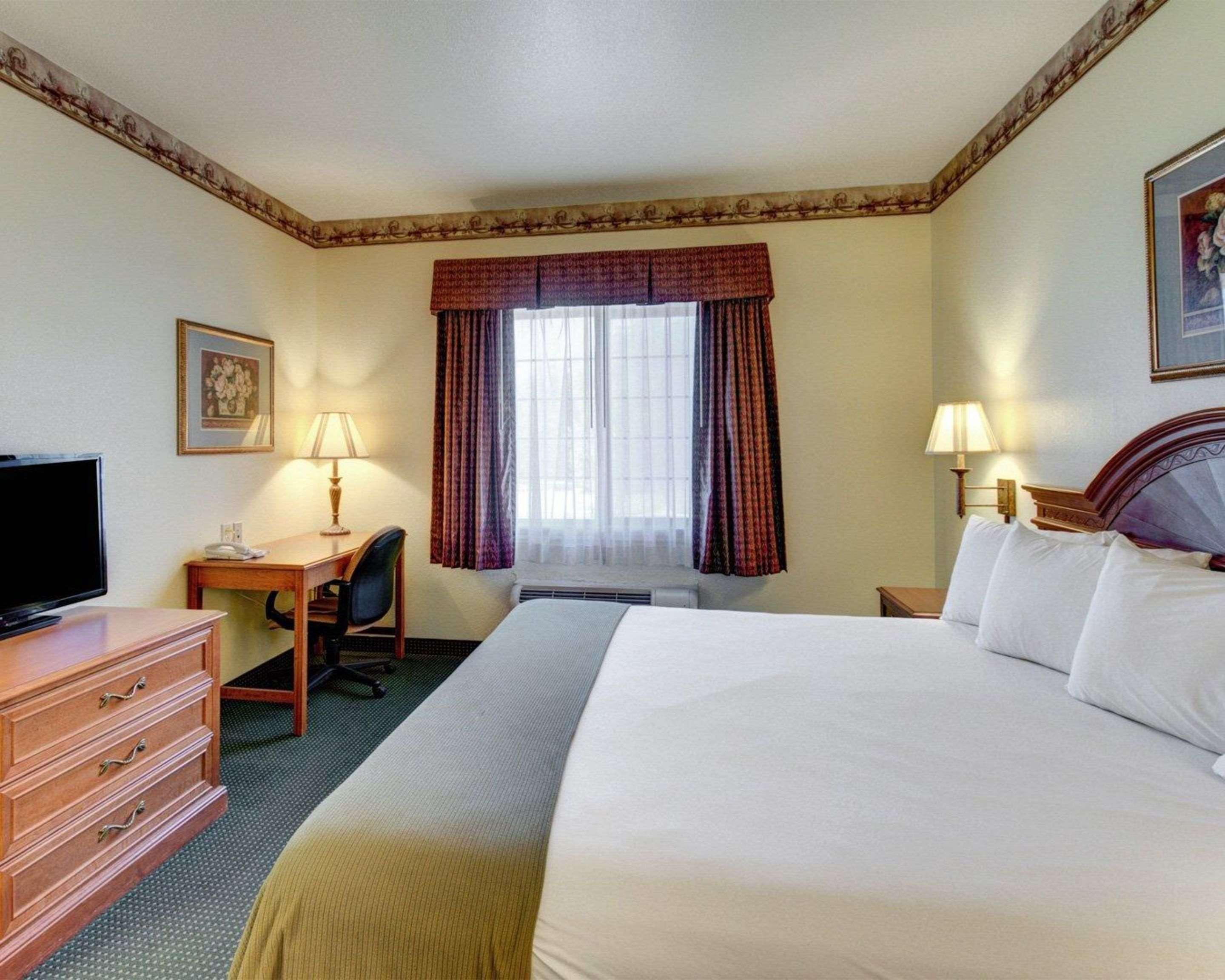 Quality Inn & Suites - Glen Rose Exteriér fotografie