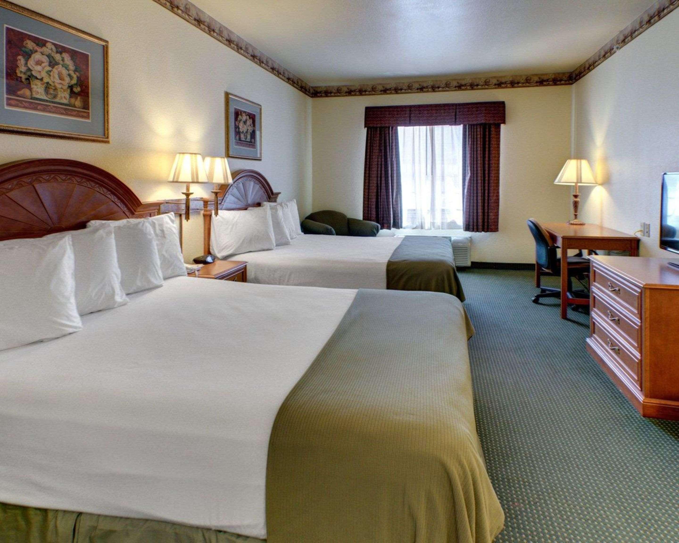 Quality Inn & Suites - Glen Rose Exteriér fotografie