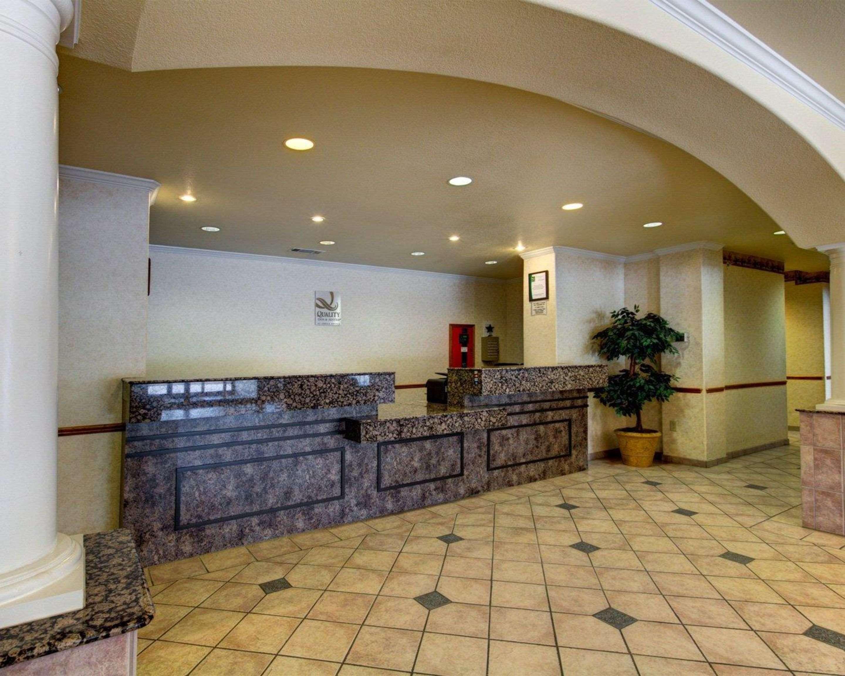 Quality Inn & Suites - Glen Rose Exteriér fotografie