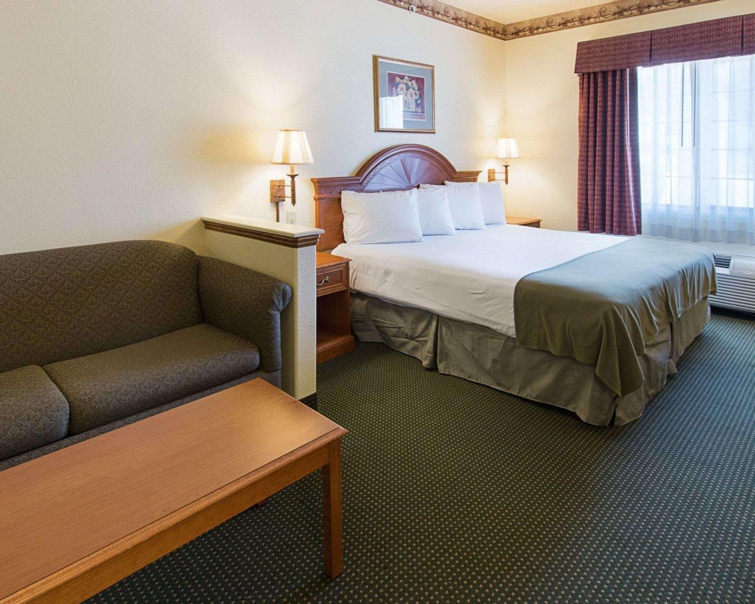 Quality Inn & Suites - Glen Rose Exteriér fotografie