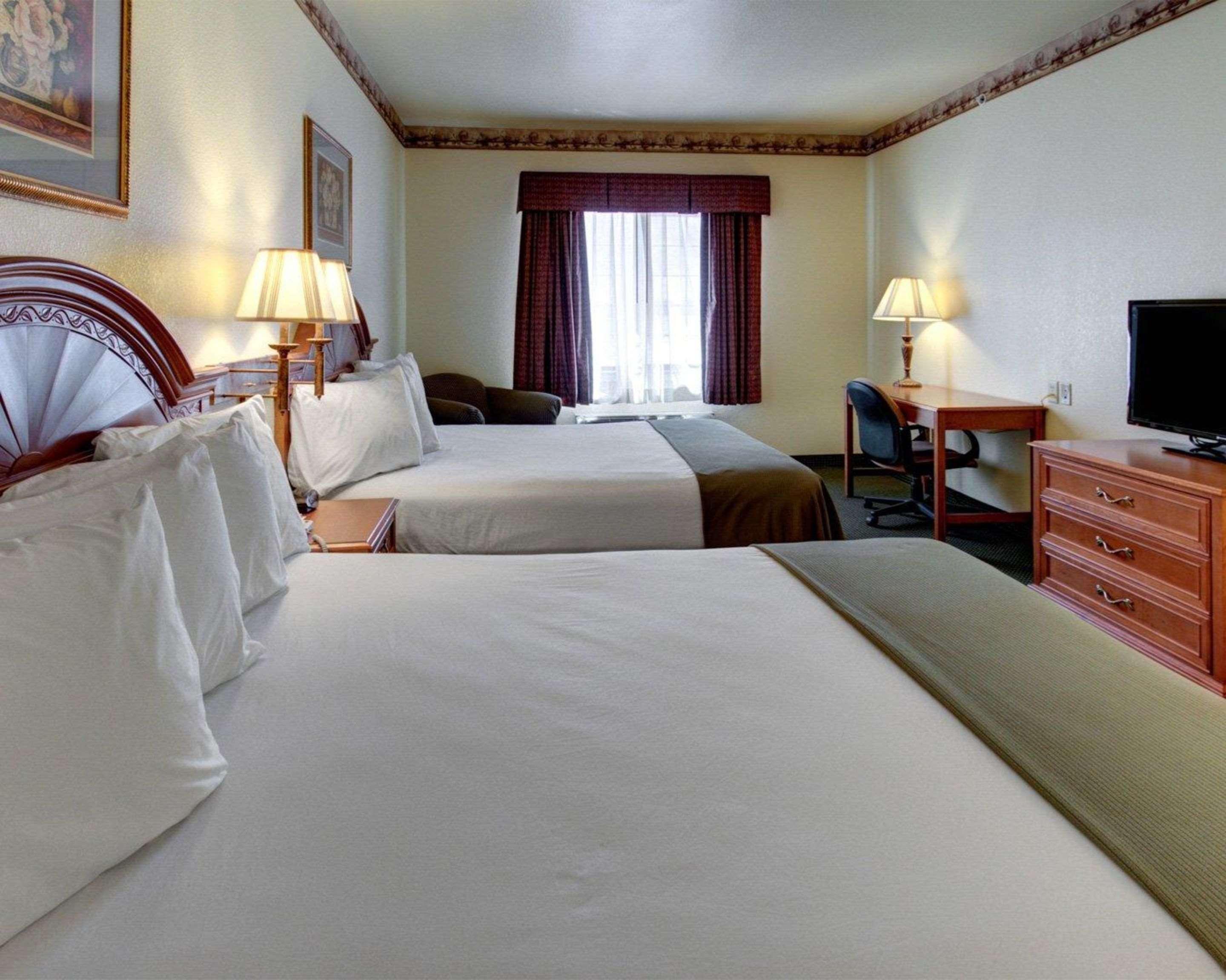 Quality Inn & Suites - Glen Rose Exteriér fotografie