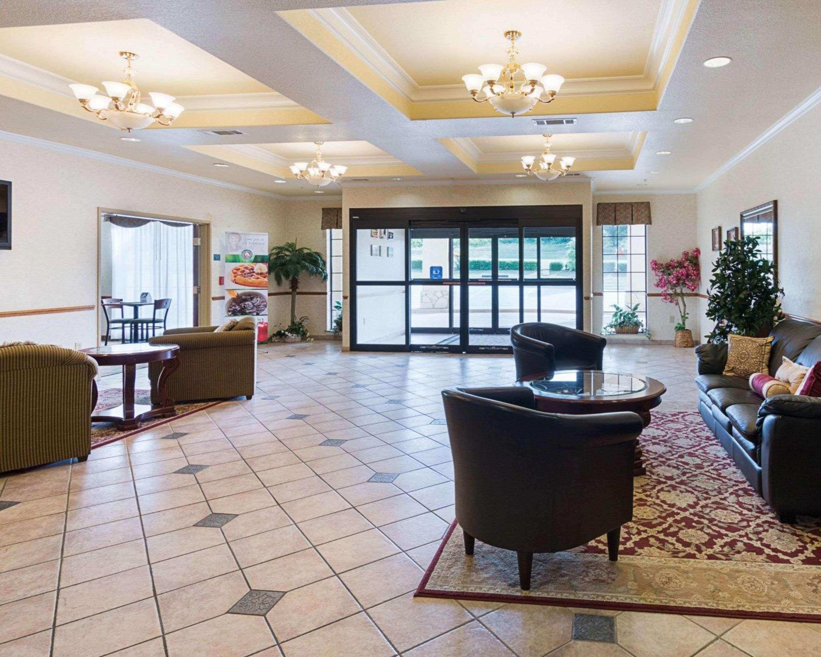 Quality Inn & Suites - Glen Rose Exteriér fotografie